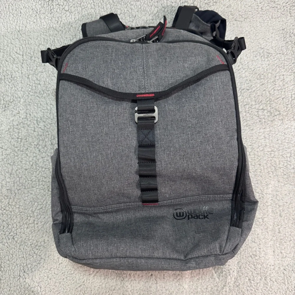 Wolffepack Camera Backpack Bag Capture Orbital 'SWINGS TO FRONT'